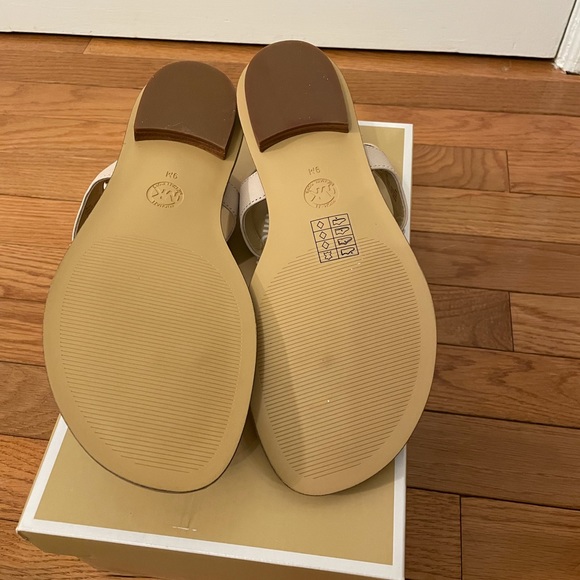 Michael Kors Sandals - Picture 2 of 5